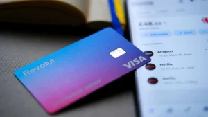 The Advantages and Disadvantages of Using a Revolut Card: Is It Right for You?